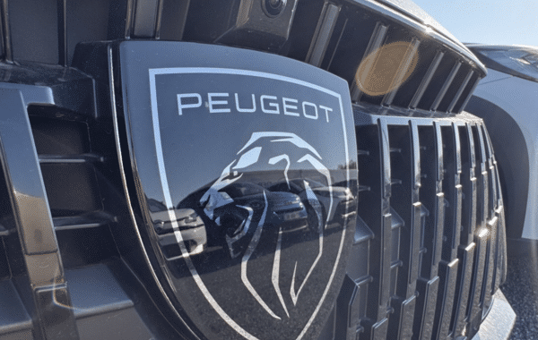 peugeot-308-1-5-bluehdi-130ch-s-s-allure-eat8 - 993234713