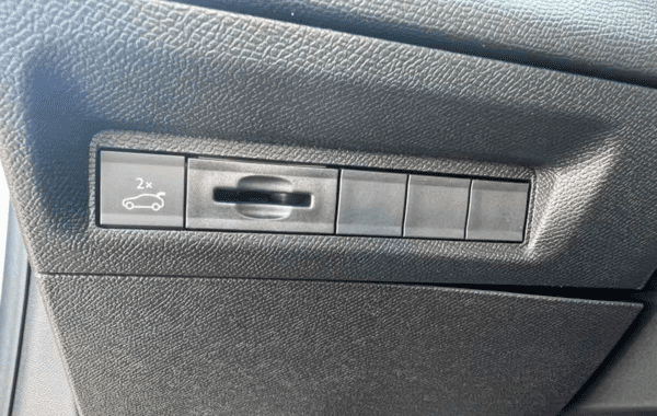 peugeot-308-sw-1-5-bluehdi-130ch-s-s-gt-eat8 - 993344713