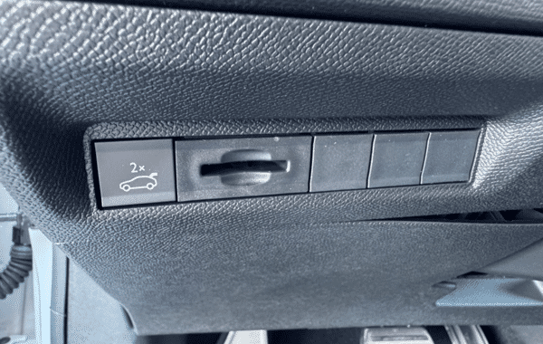 peugeot-308-sw-1-5-bluehdi-130ch-s-s-gt-eat8 - 993364713