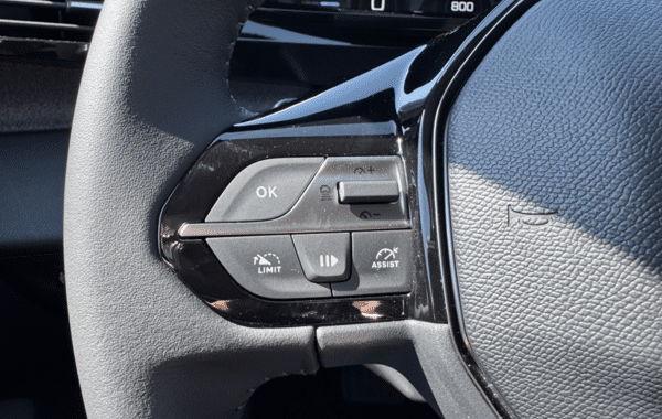 peugeot-308-sw-1-5-bluehdi-130ch-s-s-allure-eat8 - 993584713