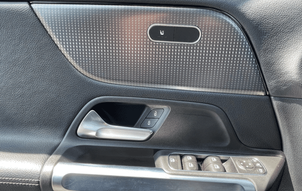 mercedes-glb-200-163ch-progressive-line-7g-dct - 994004713