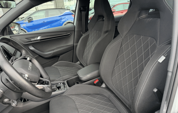 skoda-karoq-2-0-tdi-150ch-scr-sportline-4x2-dsg7 - 994754713
