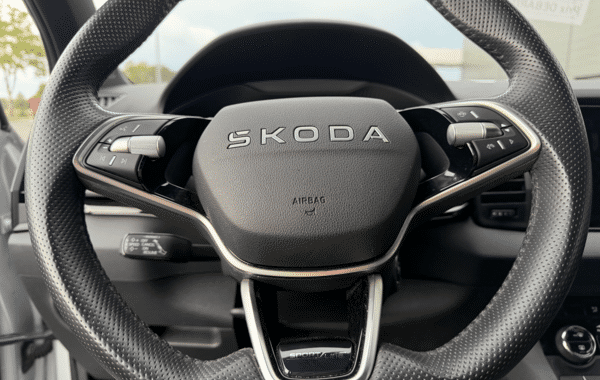 skoda-karoq-2-0-tdi-150ch-scr-sportline-4x2-dsg7 - 994754713