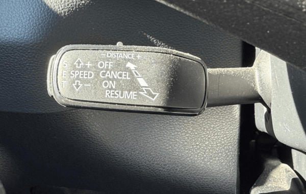 skoda-karoq-2-0-tdi-150ch-scr-sportline-4x2-dsg7 - 994784713