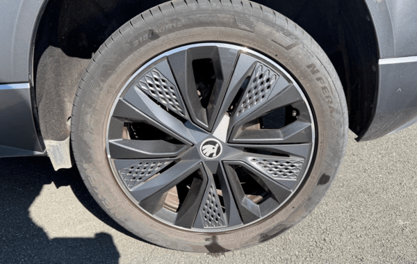 skoda-karoq-2-0-tdi-150ch-scr-sportline-4x2-dsg7 - 994784713