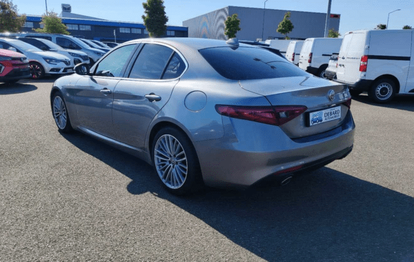 alfa-romeo-giulia-2-2-jtd-180ch-super-at8 - 995174713