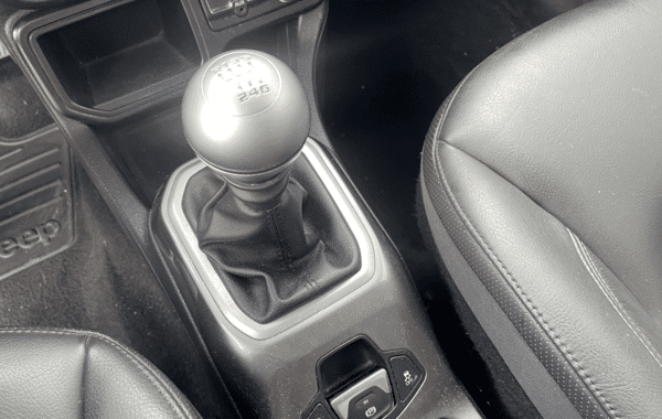 jeep-renegade-1-4-multiair-s-s-140ch-limited - 995224713