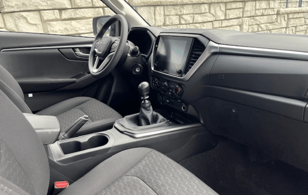isuzu-d-max-2-2-ddi-164ch-evolution-space-m-t - 995234713