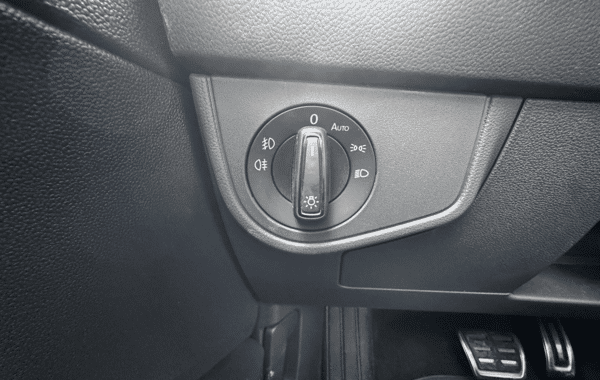 volkswagen-taigo-1-0-tsi-116ch-r-line-dsg7 - 995324713