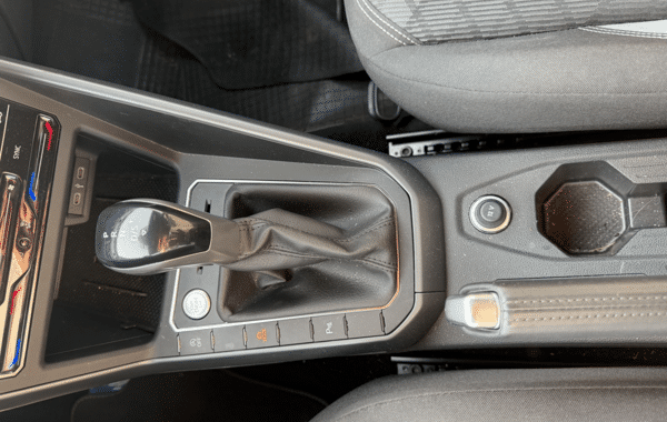 volkswagen-taigo-1-0-tsi-116ch-r-line-dsg7 - 995394713
