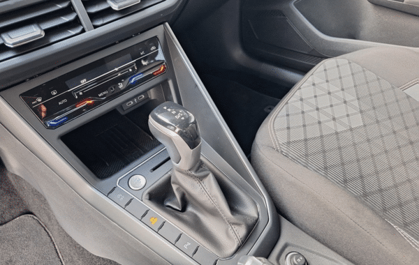 volkswagen-taigo-1-0-tsi-116ch-r-line-dsg7 - 995394713