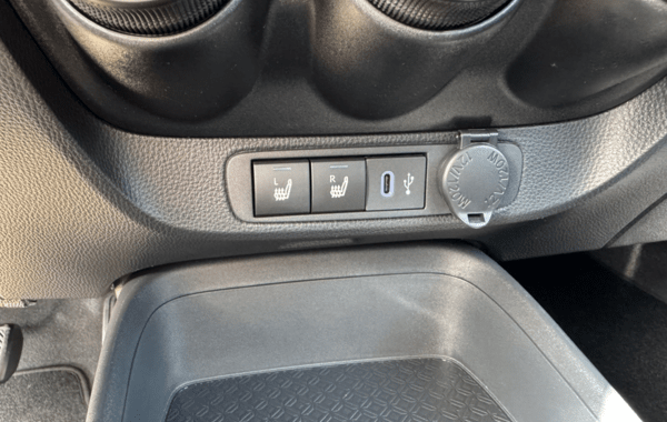 toyota-aygo-x-1-0-vvt-i-72ch-dynamic-my24 - 995564713