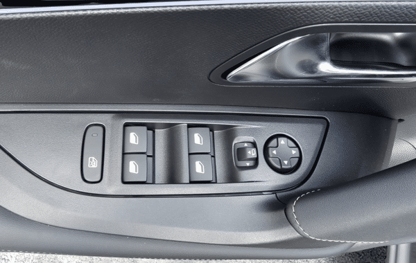 peugeot-2008-1-2-hybrid-145ch-gt-e-dcs6 - 995784713