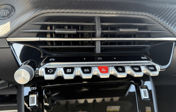 peugeot-2008-1-2-hybrid-145ch-gt-e-dcs6 - 995844713