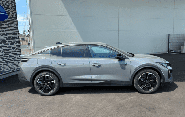 peugeot-408-plug-in-hybrid-225ch-gt-e-eat8 - 996114713
