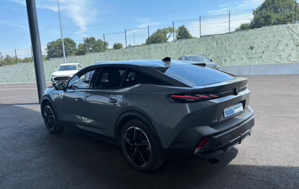 peugeot-408-plug-in-hybrid-225ch-gt-e-eat8 - 996114713