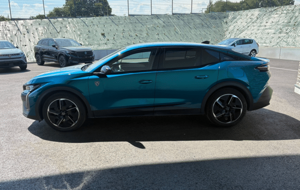 peugeot-408-plug-in-hybrid-225ch-gt-e-eat8 - 996124713