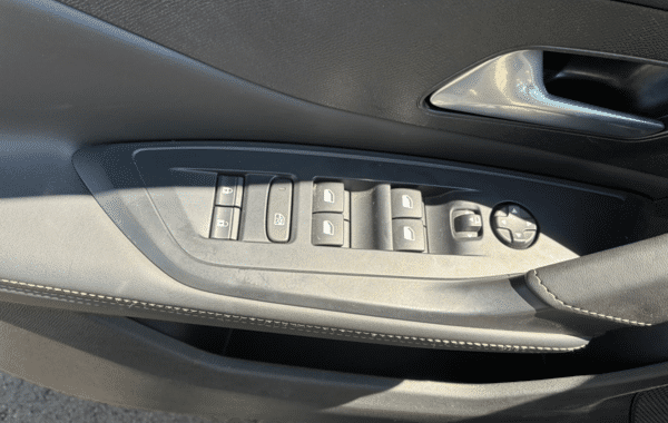 peugeot-408-plug-in-hybrid-225ch-gt-e-eat8 - 996124713