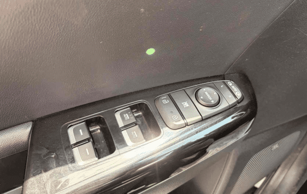 kia-sportage-1-6-crdi-136ch-mhev-gt-line-4x2-dct7 - 996604713