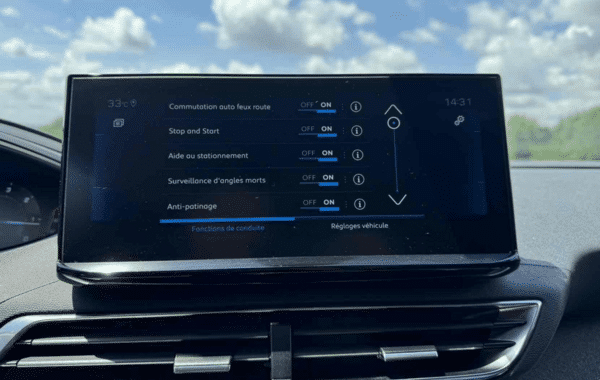 peugeot-3008-1-5-bluehdi-130ch-s-s-roadtrip-eat8 - 996764713