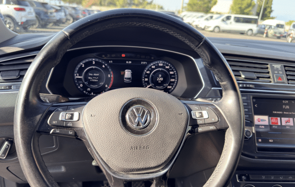 volkswagen-tiguan-2-0-tdi-150ch-bluemotion-technology-carat - 997594713