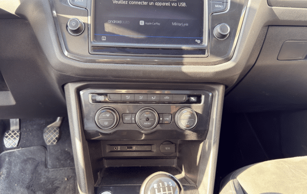volkswagen-tiguan-2-0-tdi-150ch-bluemotion-technology-carat - 997594713