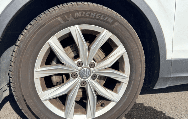 volkswagen-tiguan-2-0-tdi-150ch-bluemotion-technology-carat - 997594713