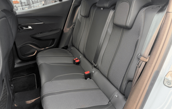 peugeot-2008-1-2-puretech-130ch-s-s-gt-eat8 - 997814713