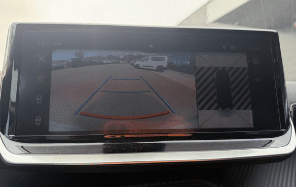 peugeot-2008-1-2-puretech-130ch-s-s-gt-eat8 - 997814713