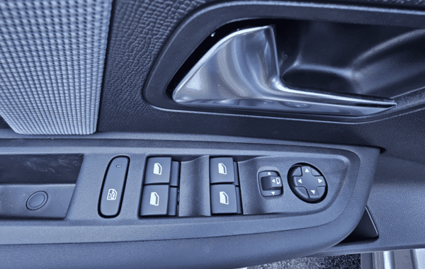 citroen-c4-1-2-hybride-145ch-max-e-dcs6 - 998314713