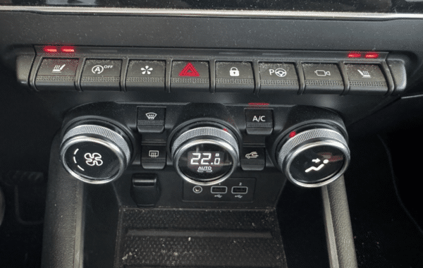 renault-captur-ii-1-3-tce-155ch-fap-initiale-paris-edc - 998534713