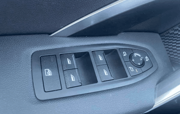bmw-x1-u11-sdrive18i-136ch-m-sport - 999174713
