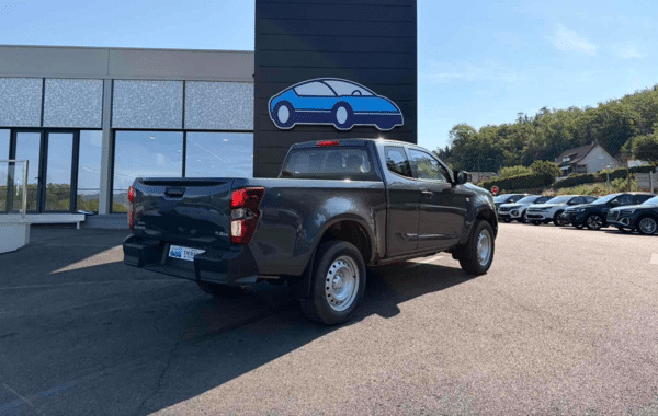 isuzu-d-max-2-2-ddi-164ch-b-strong-space-m-t - 999204713