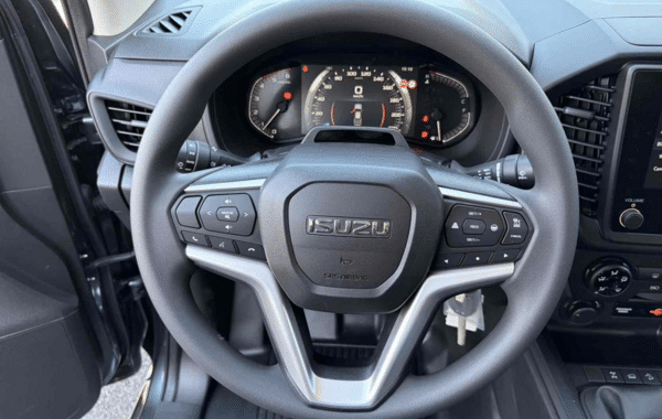 isuzu-d-max-2-2-ddi-164ch-b-strong-space-m-t - 999204713