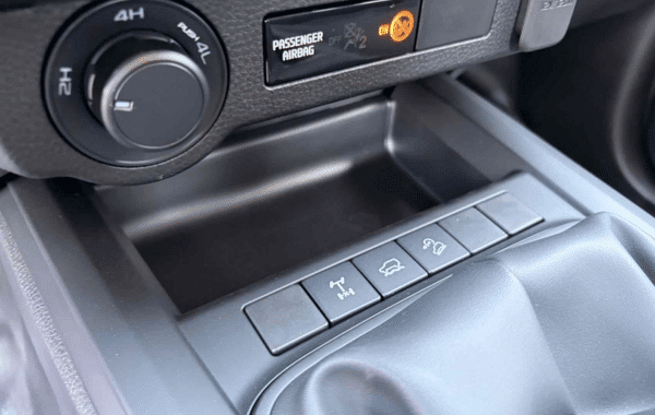 isuzu-d-max-2-2-ddi-164ch-b-strong-space-m-t - 999204713