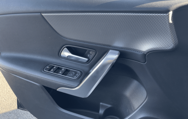 mercedes-classe-a-180d-116ch-progressive-line-8g-dct - 999304713