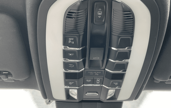 porsche-cayenne-958-3-0-416ch-s-e-hybrid-platinum-edition - 999374713