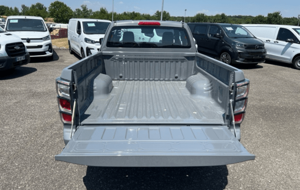 isuzu-d-max-2-2-ddi-164ch-b-strong-crew-a-t - 999474713