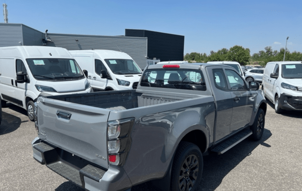 isuzu-d-max-2-2-ddi-164ch-b-strong-crew-a-t - 999474713