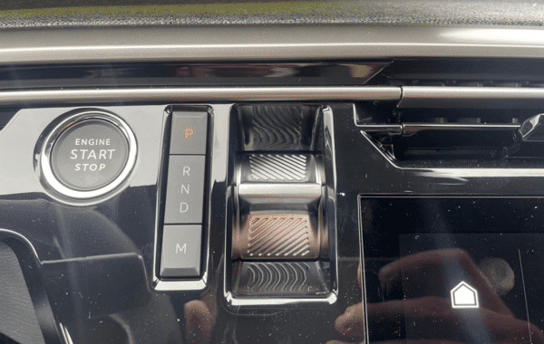peugeot-5008-hybrid-145ch-gt-e-dcs6 - 999514713