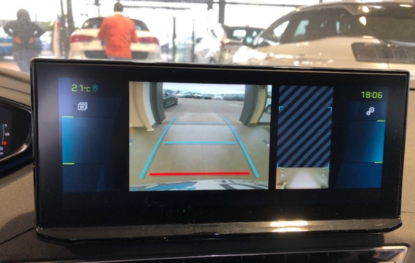 peugeot-3008-hybrid-225ch-allure-pack-e-eat8 - 37468575