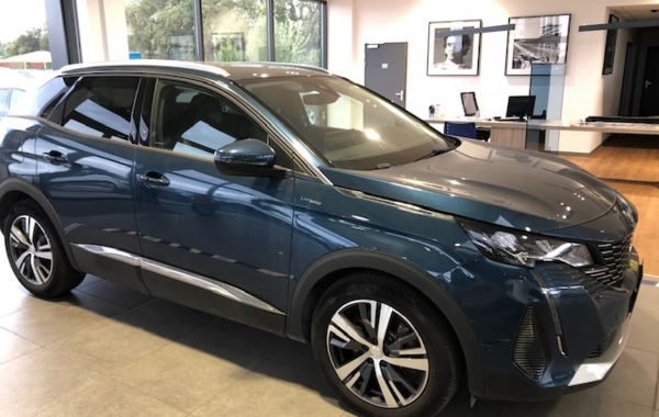 peugeot-3008-hybrid-225ch-allure-pack-e-eat8 - 37468575