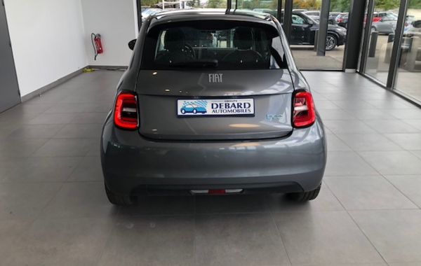 fiat-500-e-95ch-action - 57088575