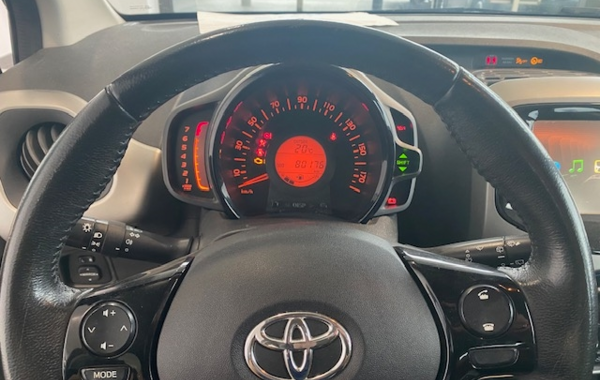 toyota-aygo-1-0-vvt-i-69ch-x-glam-5p - 62868575