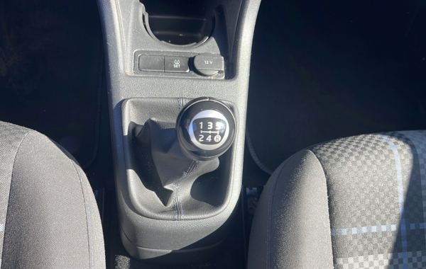volkswagen-up-1-0-60ch-high-up-5p - 63168575
