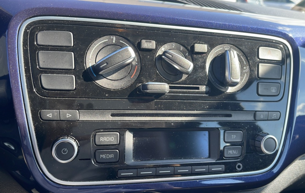 volkswagen-up-1-0-60ch-high-up-5p - 63168575