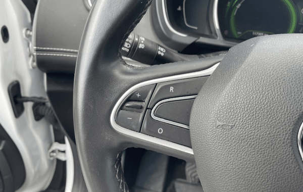 renault-scenic-iv-1-6-dci-130ch-energy-intens - 64048575