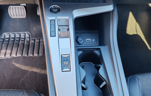 peugeot-308-1-5-bluehdi-130ch-s-s-allure-eat8 - 66498575