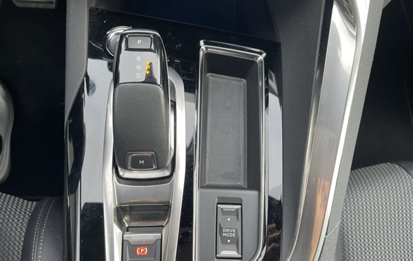 peugeot-3008-1-2-puretech-130ch-s-s-gt-eat8 - 67258575