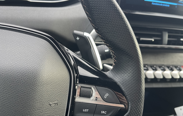 peugeot-3008-1-2-puretech-130ch-s-s-gt-eat8 - 67258575